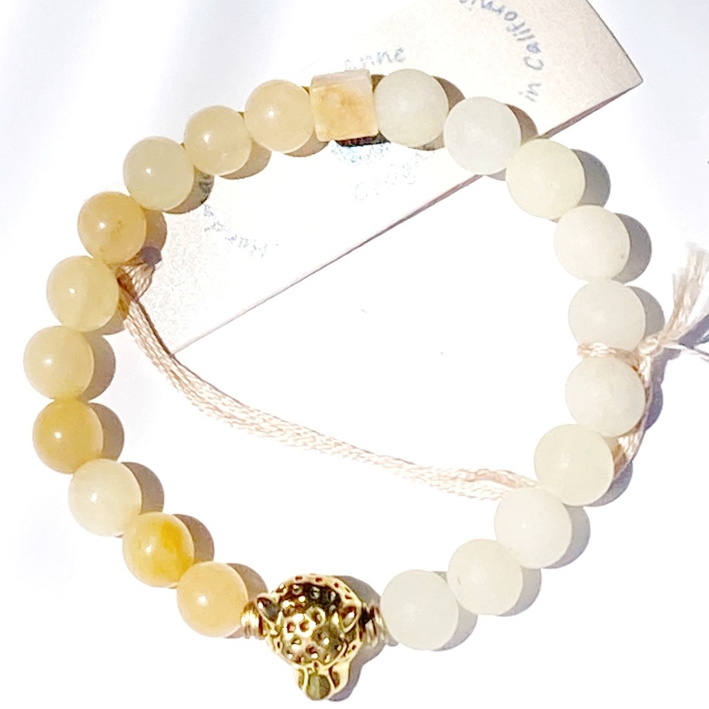 Honey Jade Jaguar Bracelet - Picture 2 of 8